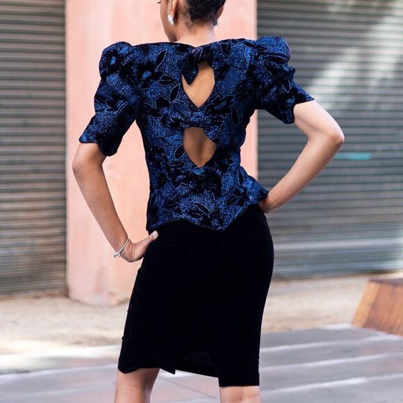 Jessica McClintock Dress Vintage Black Velvet Blue Sparkles Open Back Size 8 - Picture 2 of 13